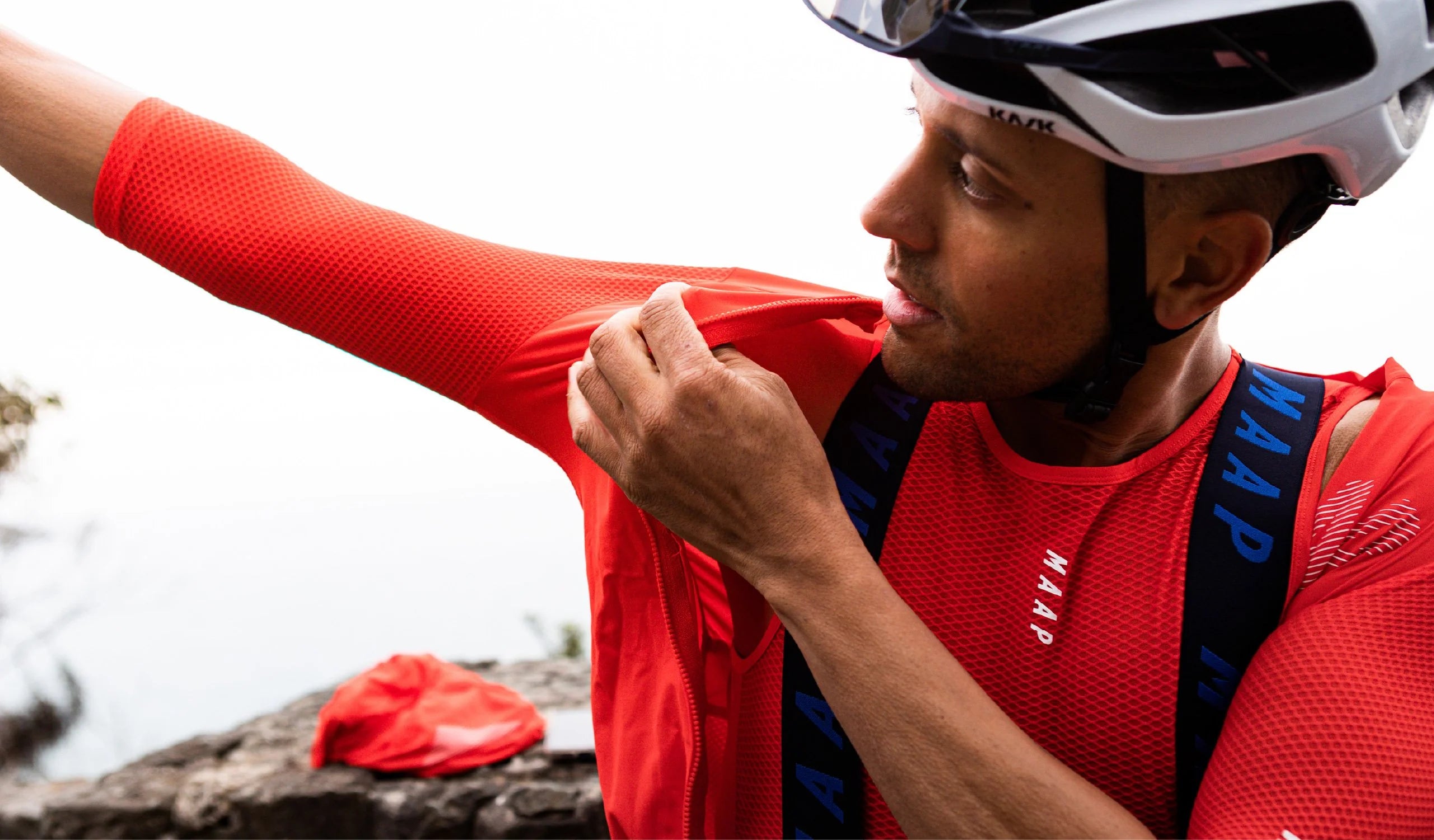 Cycling Base Layers: How to Build Your Outfit from the Foundation Up