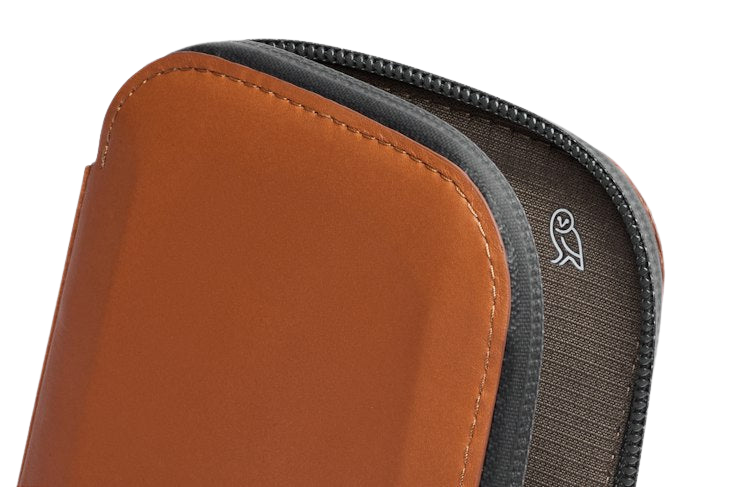 Bellroy All-Conditions Phone Pocket Plus – Bronze