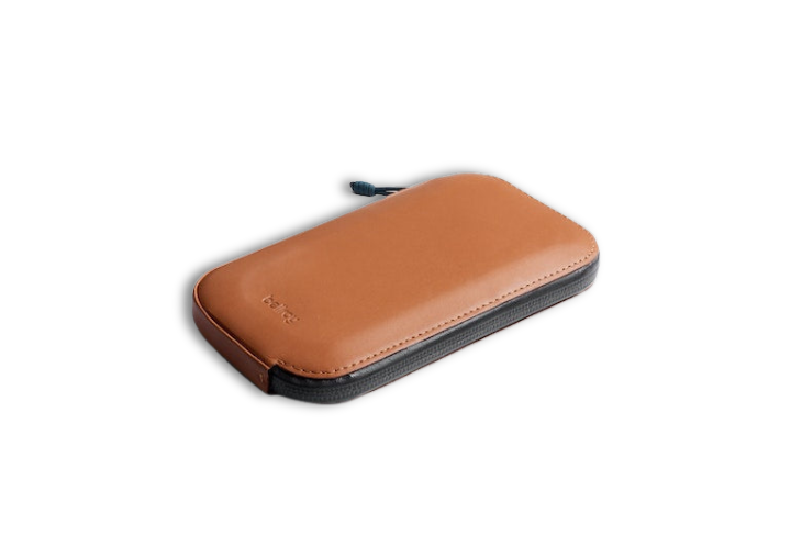 Bellroy All-Conditions Phone Pocket Plus - ブロンズ